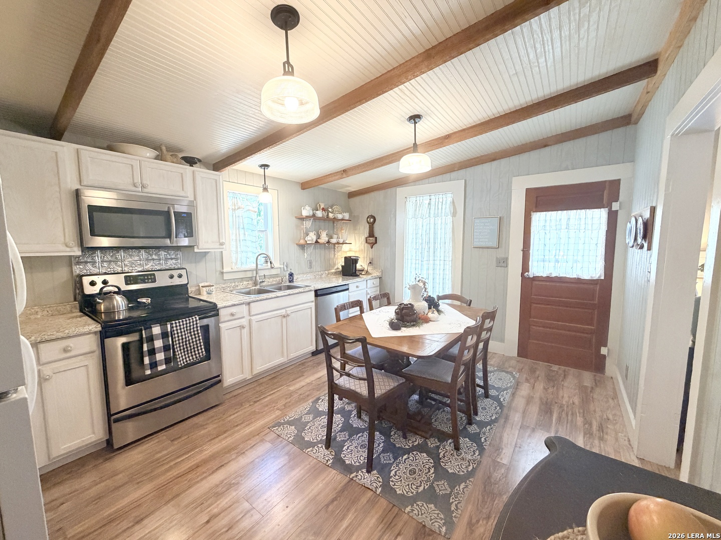 162 N Third Street Harper TX 78631