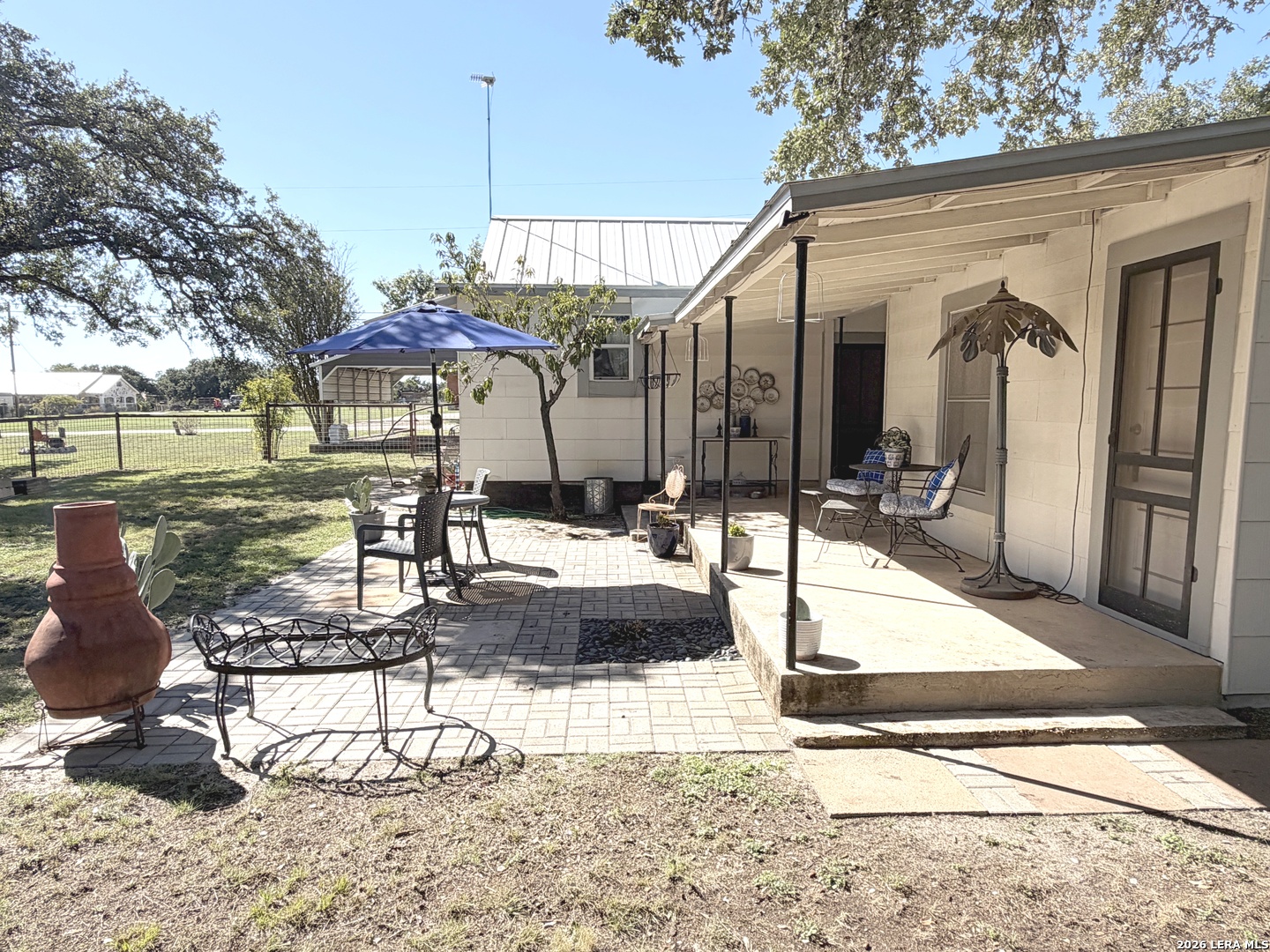 162 N Third Street Harper TX 78631