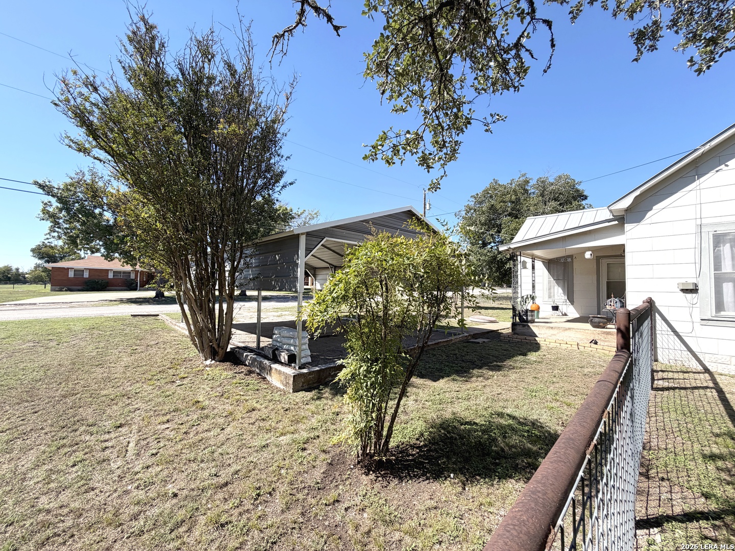 162 N Third Street Harper TX 78631