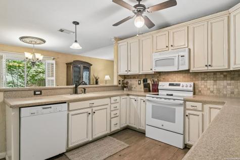 5631 Wood Climb Street San Antonio TX 78233