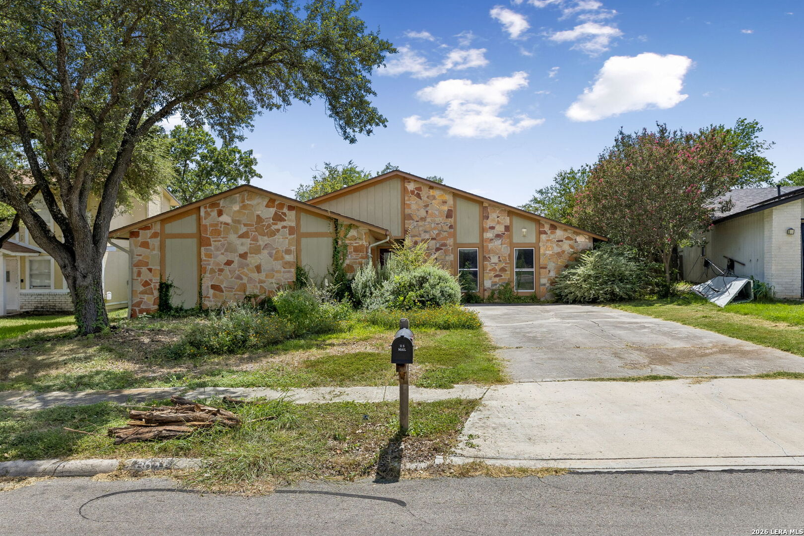 5631 Wood Climb Street San Antonio TX 78233