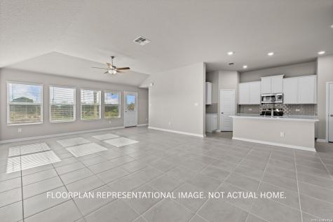 1024 Amber Lake Seguin TX 78155