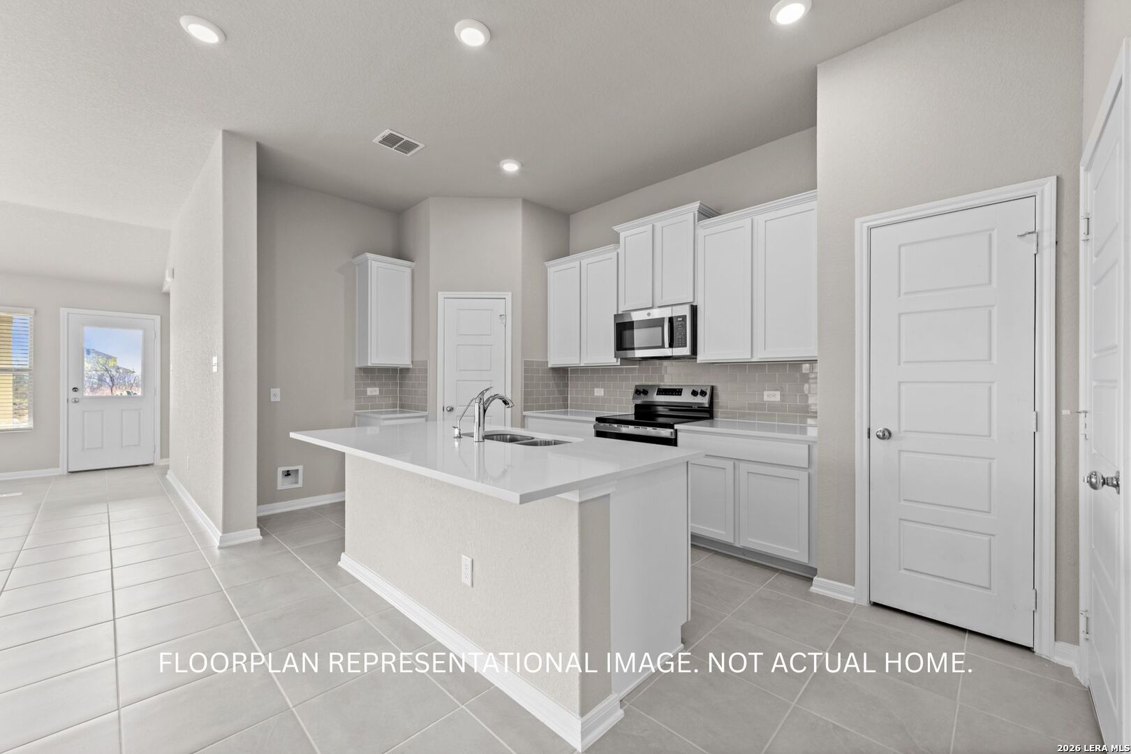 1024 Amber Lake Seguin TX 78155