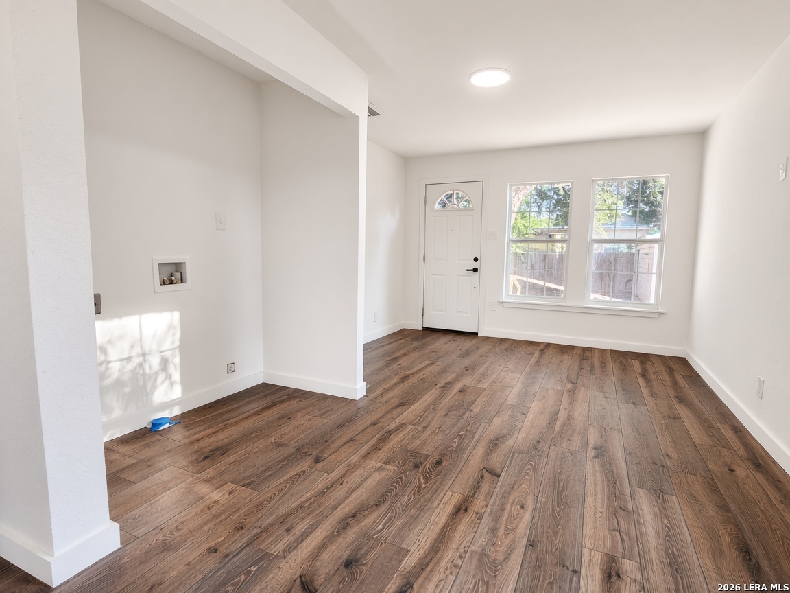 2122 Hicks Avenue San Antonio TX 78210