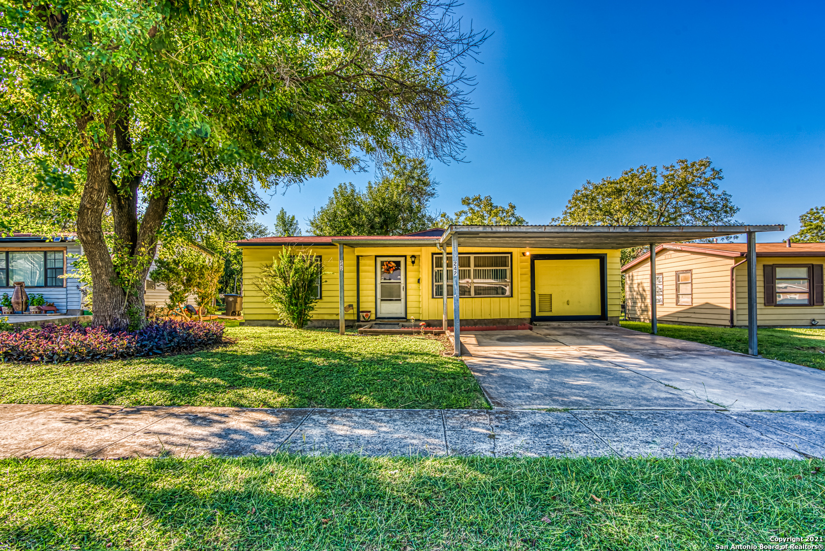 242 Basswood Drive San Antonio TX 78213