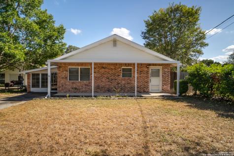 1938 Blueridge Drive Canyon Lake TX 78133