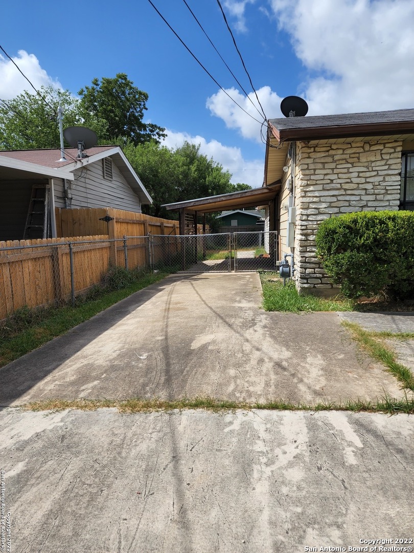 6538 Buena Vista Street San Antonio TX 78237