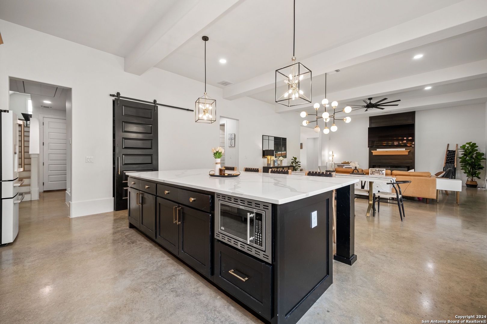 211 Spacious Sky San Antonio TX 78260