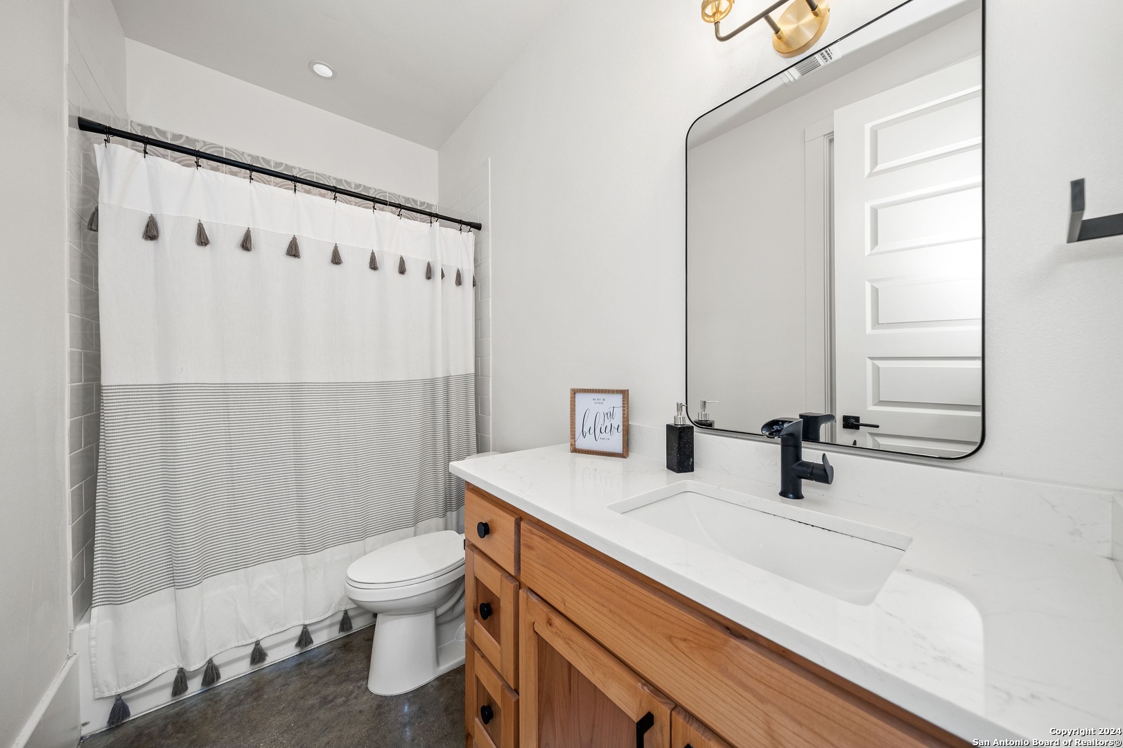 211 Spacious Sky San Antonio TX 78260