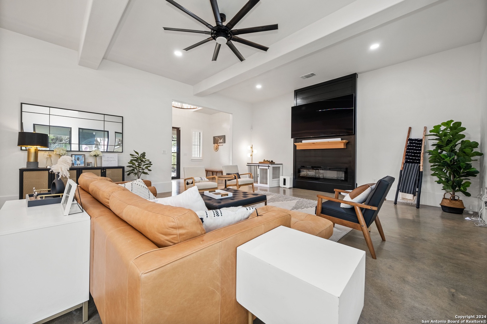211 Spacious Sky San Antonio TX 78260
