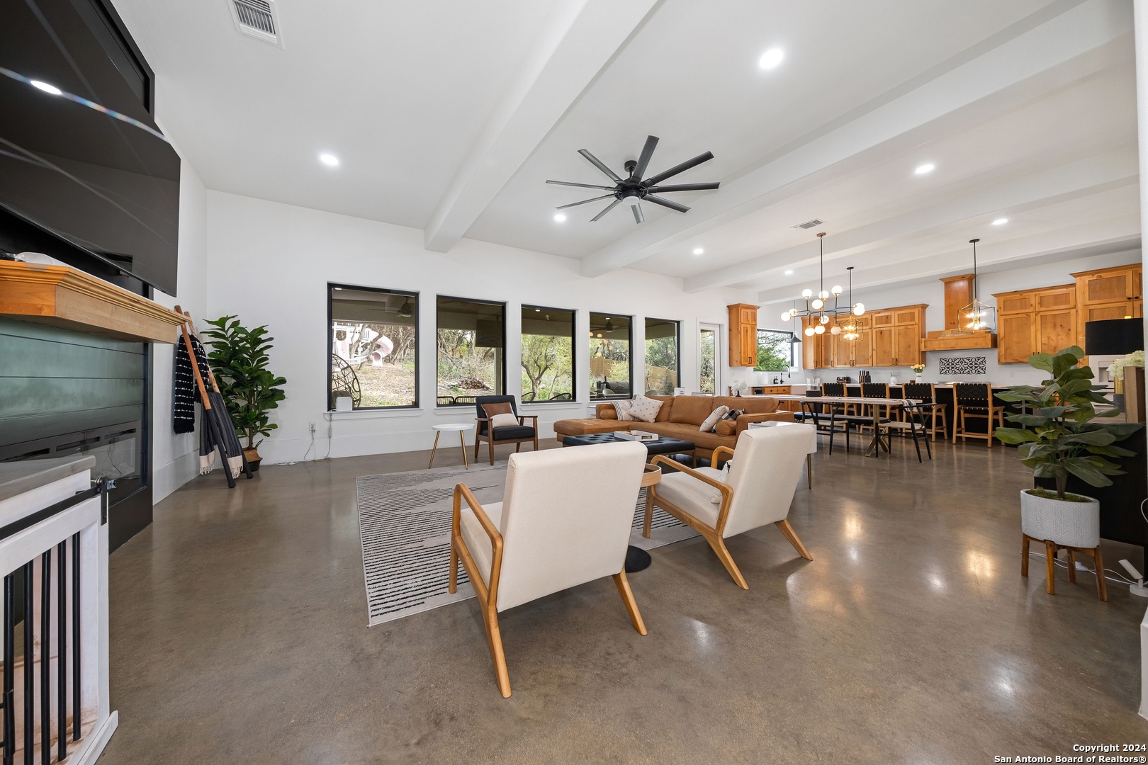 211 Spacious Sky San Antonio TX 78260