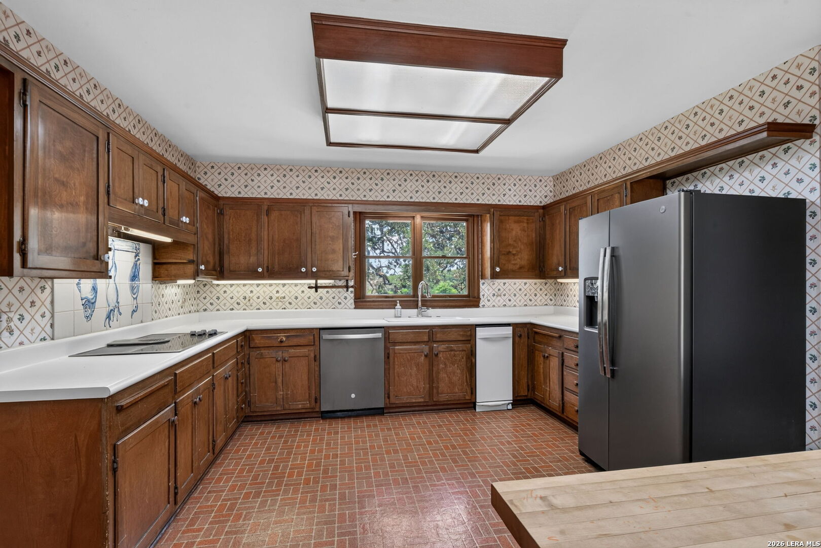 2634 County Road 4713 Lacoste TX 78039