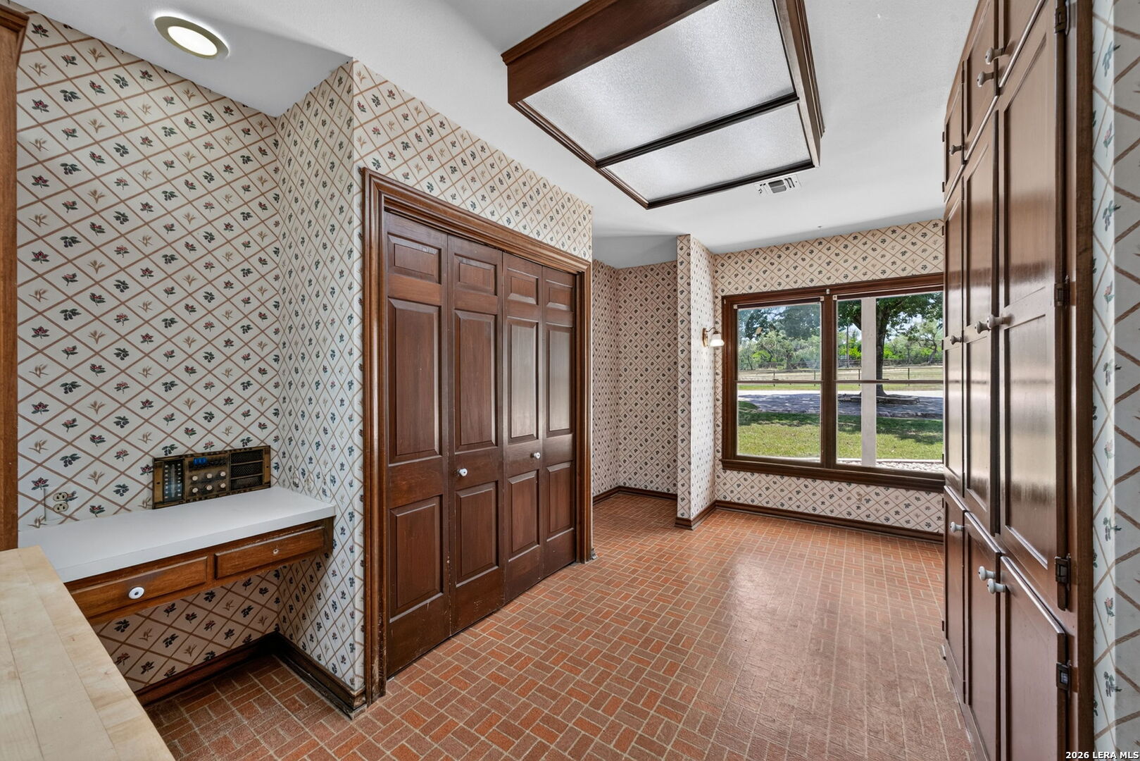 2634 County Road 4713 Lacoste TX 78039