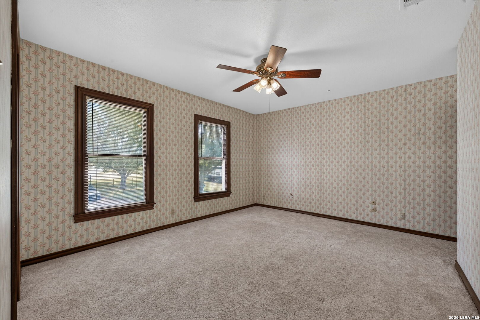 2634 County Road 4713 Lacoste TX 78039