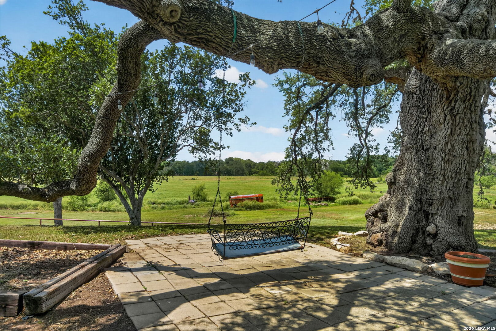2634 County Road 4713 Lacoste TX 78039