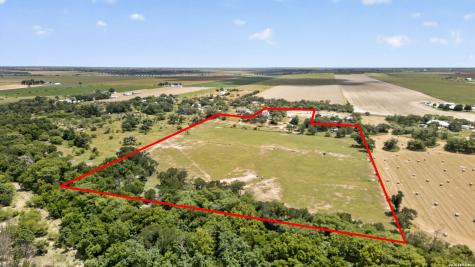 2634 County Road 4713 Lacoste TX 78039