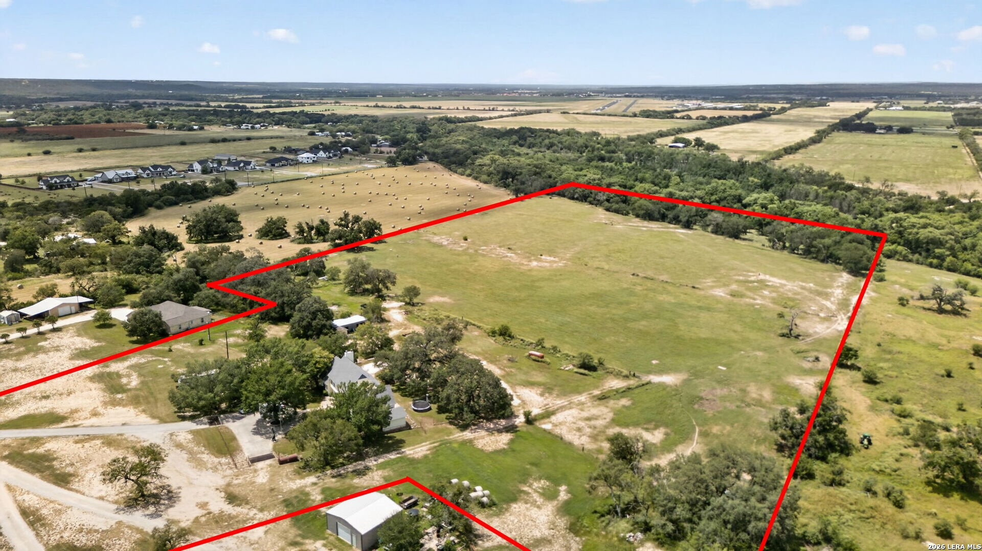2634 County Road 4713 Lacoste TX 78039
