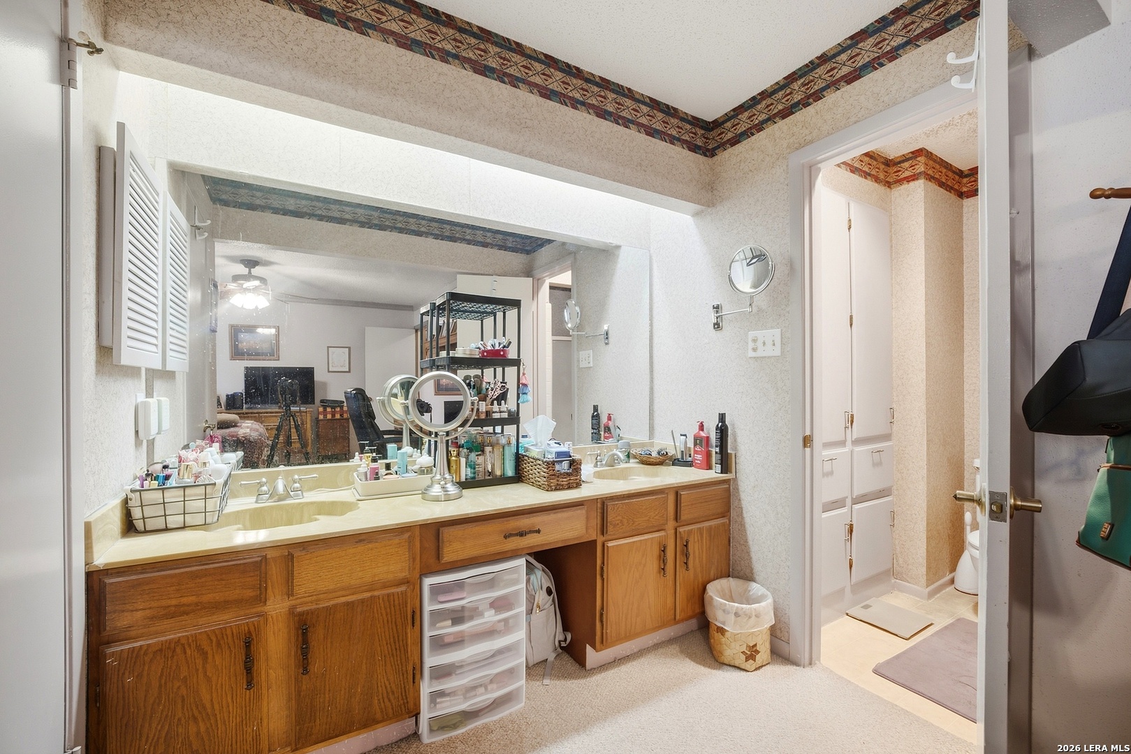 2747 Knoll Tree Street San Antonio TX 78247