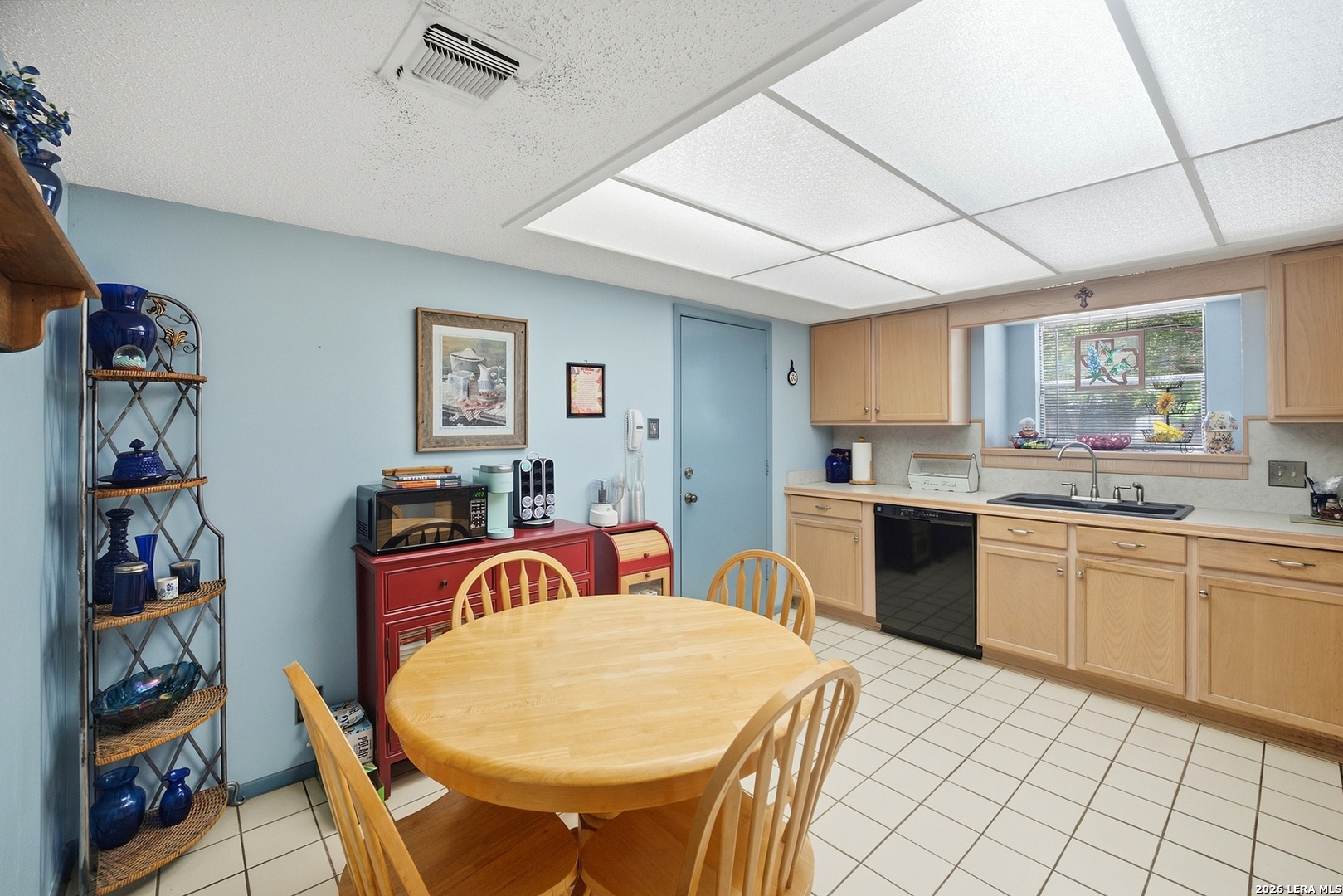 2747 Knoll Tree Street San Antonio TX 78247