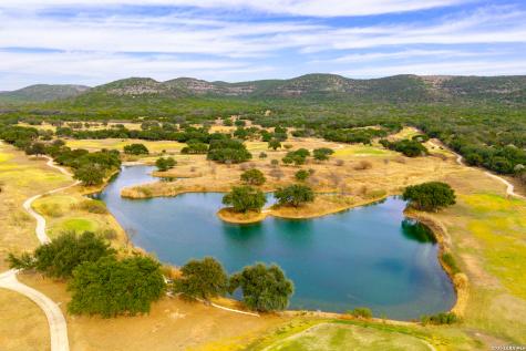 1723 Mountain Valley Concan TX 78838