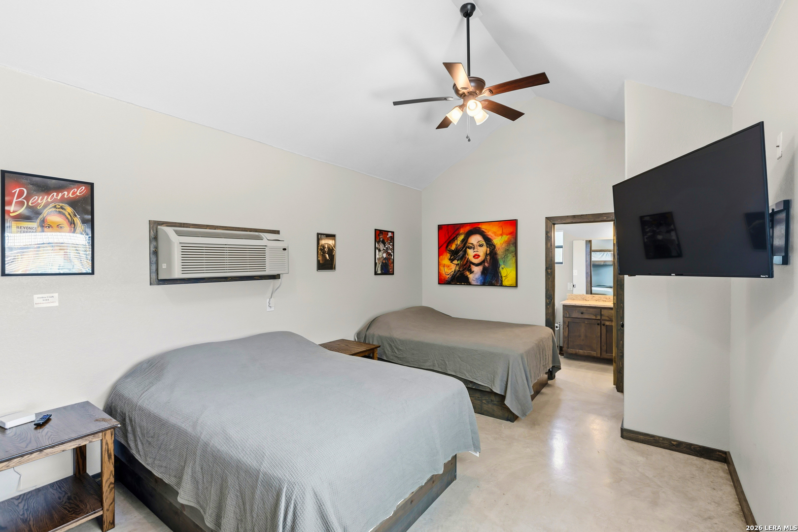 1723 Mountain Valley Concan TX 78838