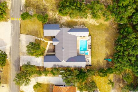 1723 Mountain Valley Concan TX 78838