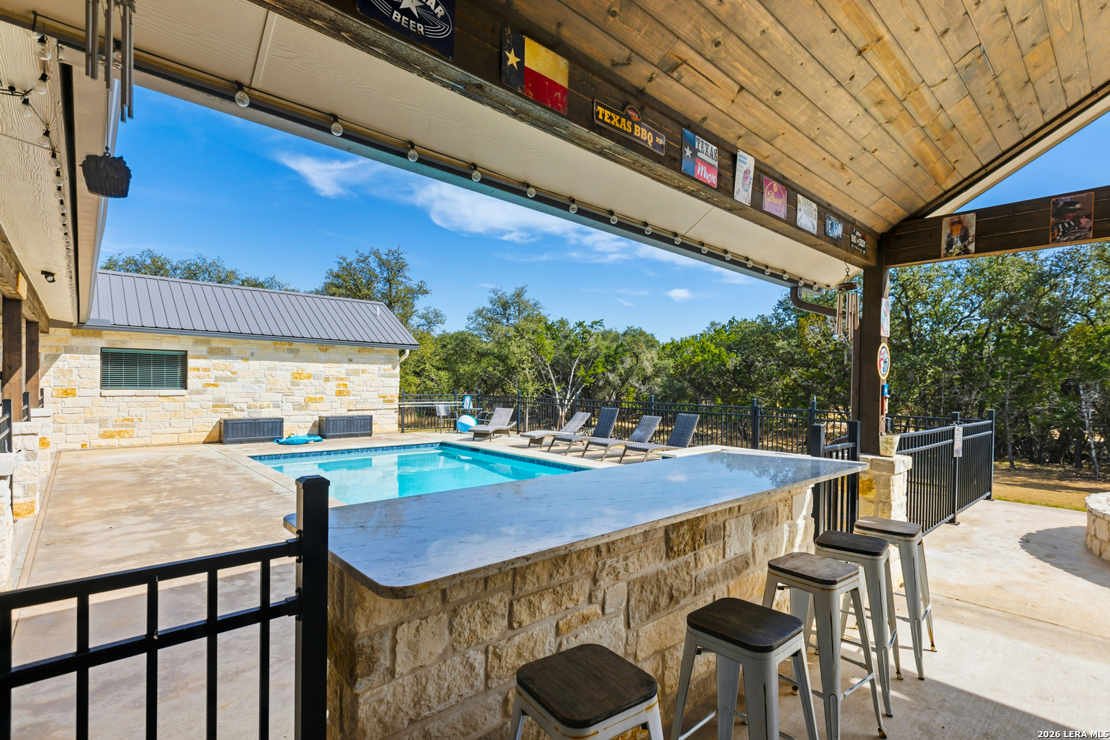 1723 Mountain Valley Concan TX 78838