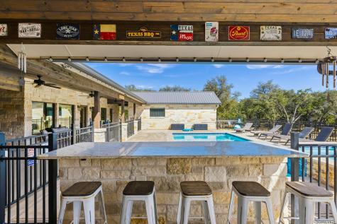 1723 Mountain Valley Concan TX 78838