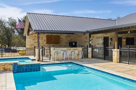 1723 Mountain Valley Concan TX 78838