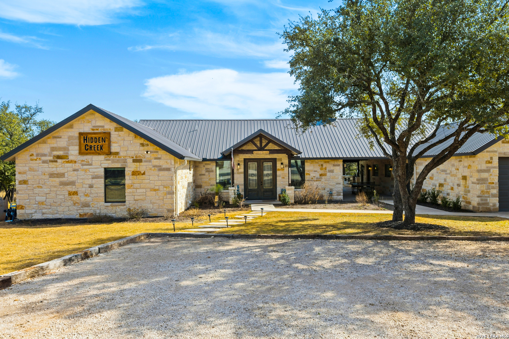 1723 Mountain Valley Concan TX 78838