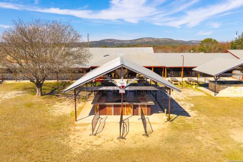 1723 Mountain Valley Concan TX 78838