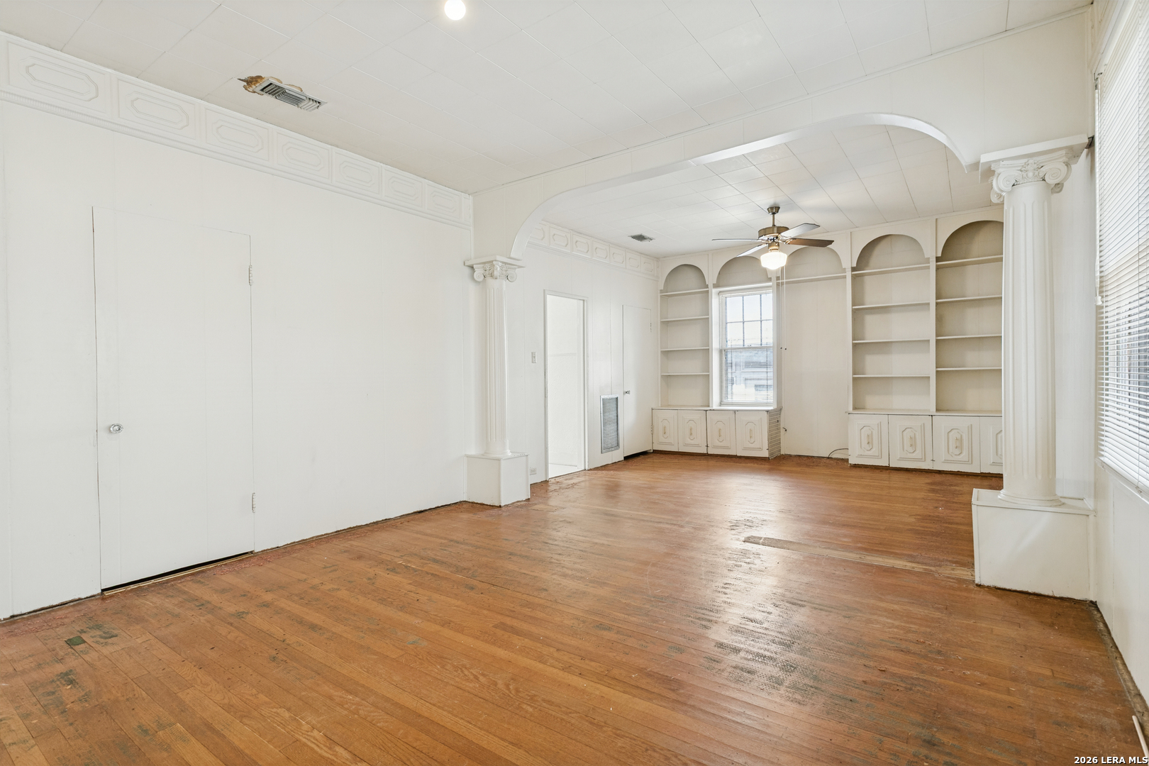 323 W Lullwood Avenue San Antonio TX 78212