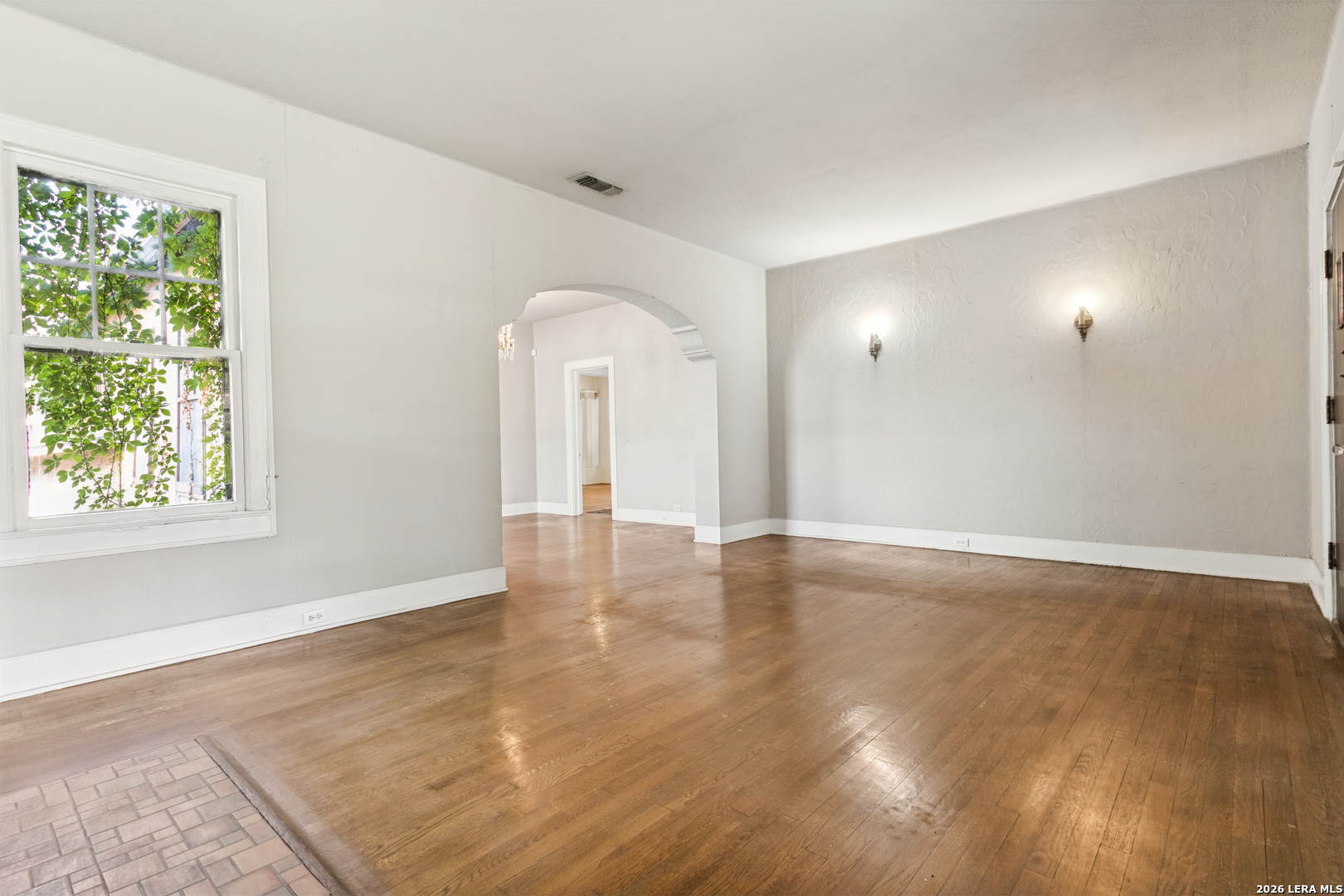 323 W Lullwood Avenue San Antonio TX 78212