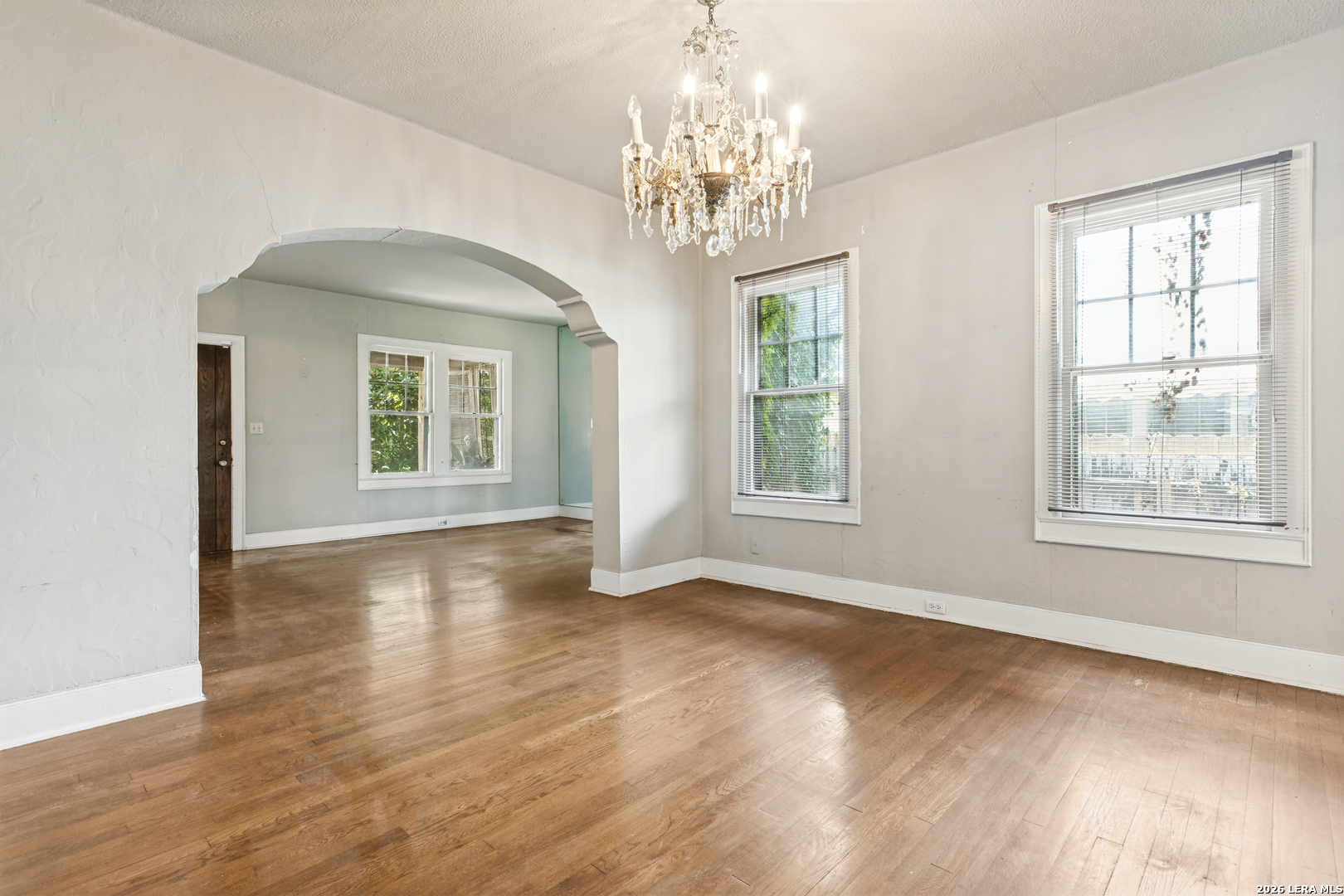 323 W Lullwood Avenue San Antonio TX 78212