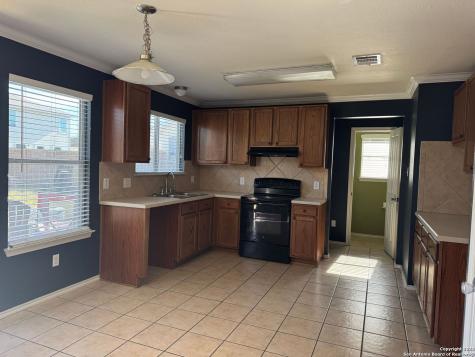 615 Lubbock New Braunfels TX 78132