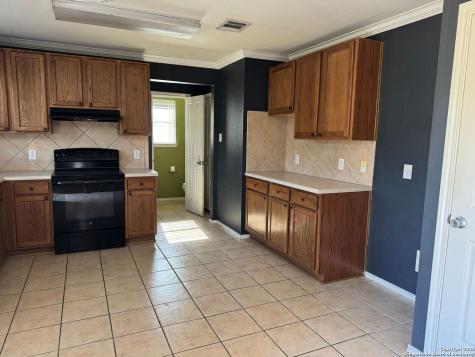615 Lubbock New Braunfels TX 78132