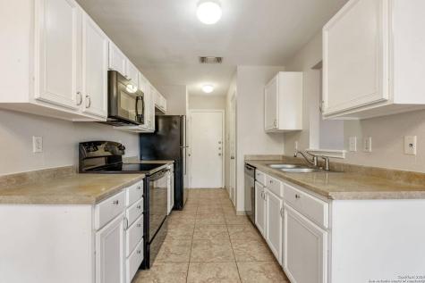 7842 Galaway Bay San Antonio TX 78240