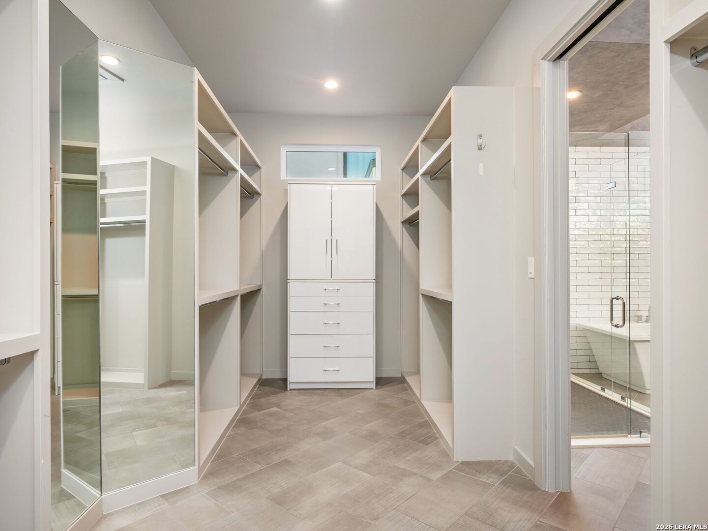 7203 Bella Rose San Antonio TX 78256