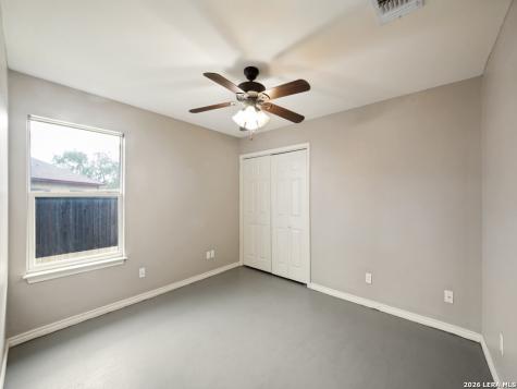529 Indian Crossing Jourdanton TX 78026