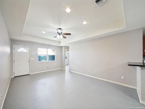 529 Indian Crossing Jourdanton TX 78026