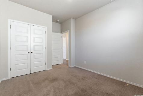 2521 Hiddenbrooke Trace Seguin TX 78155