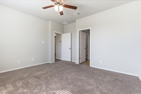 2521 Hiddenbrooke Trace Seguin TX 78155
