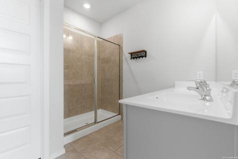 2521 Hiddenbrooke Trace Seguin TX 78155
