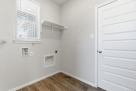 2521 Hiddenbrooke Trace Seguin TX 78155