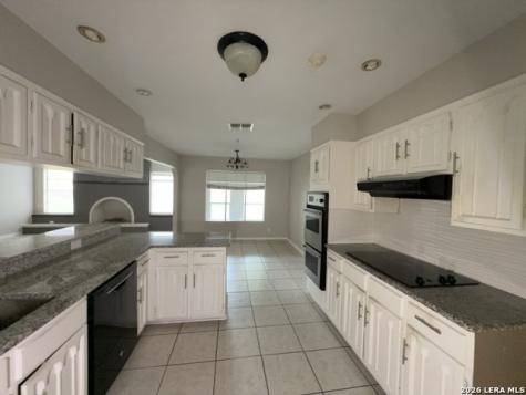 202 Shalimar Drive Castle Hills TX 78213