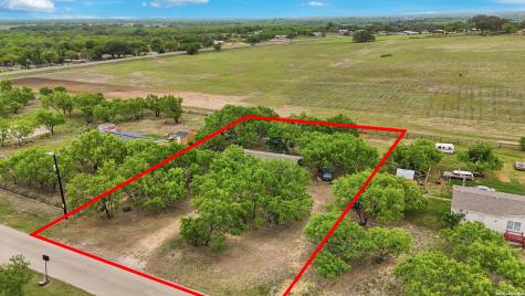 119 Avery Drive Somerset TX 78069