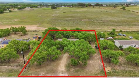 119 Avery Drive Somerset TX 78069