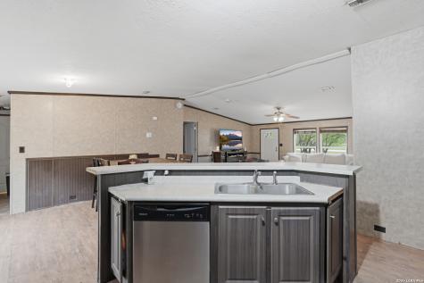 119 Avery Drive Somerset TX 78069