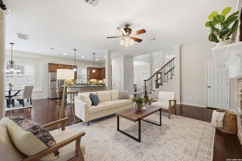 819 Tiger Lily San Antonio TX 78260
