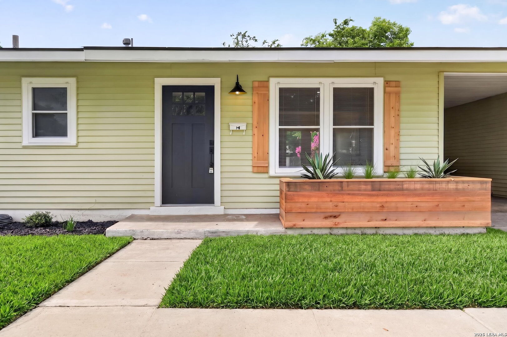 210 Harcourt Avenue San Antonio TX 78223